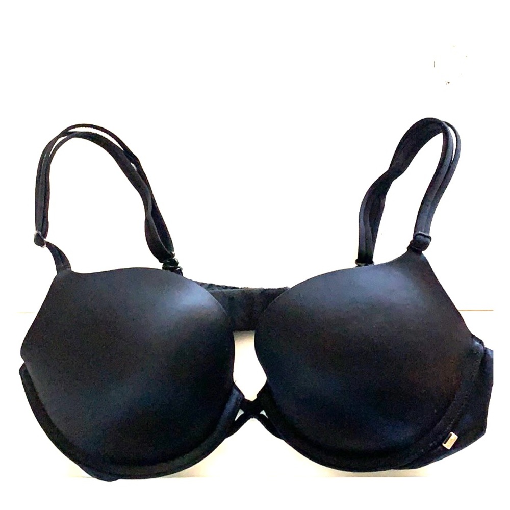 Victoria’s Secret “Very Sexy Padded Demi” 34 C
